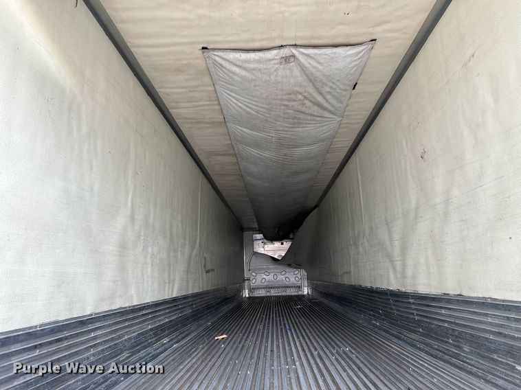 image for item HF9997 2005 Utility VS2R  refrigerated van trailer