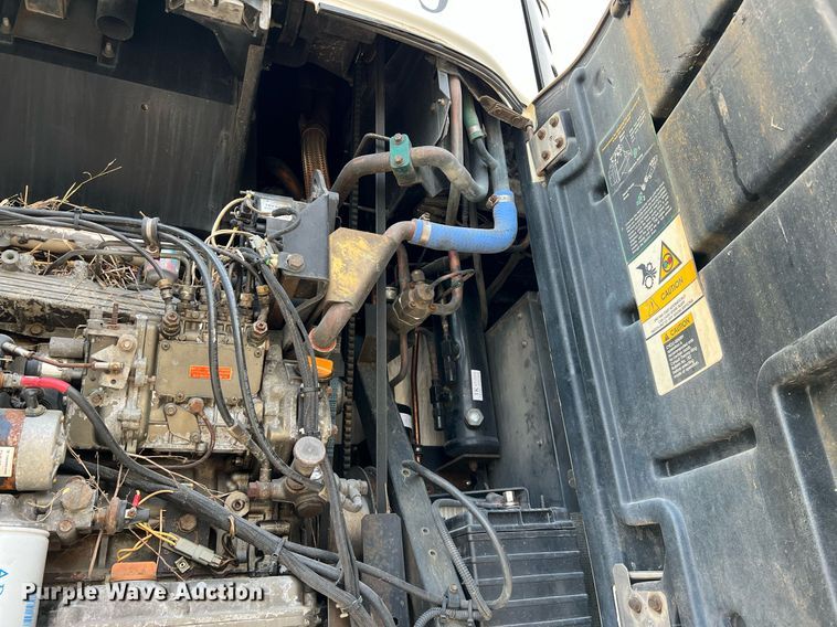 image for item HF9997 2005 Utility VS2R  refrigerated van trailer