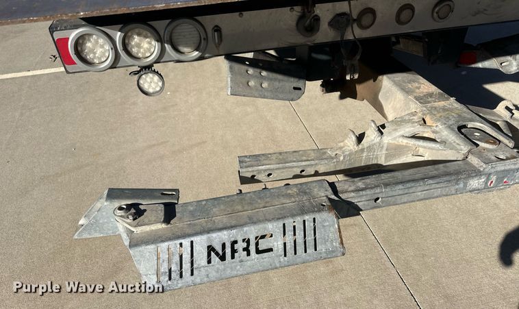 image for item IU9243 2018 Freightliner  rollback truck