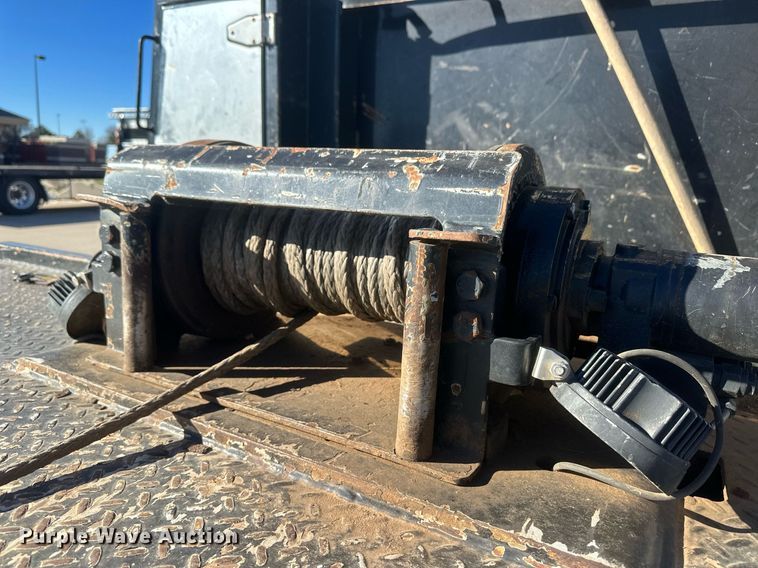 image for item IU9243 2018 Freightliner  rollback truck