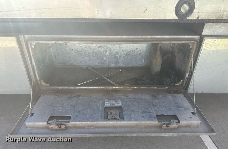 image for item IU9243 2018 Freightliner  rollback truck