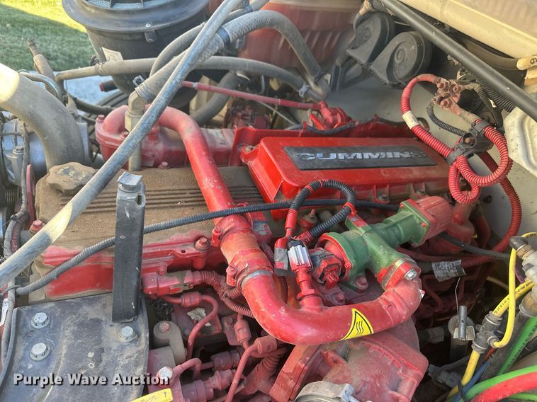 image for item IU9243 2018 Freightliner  rollback truck