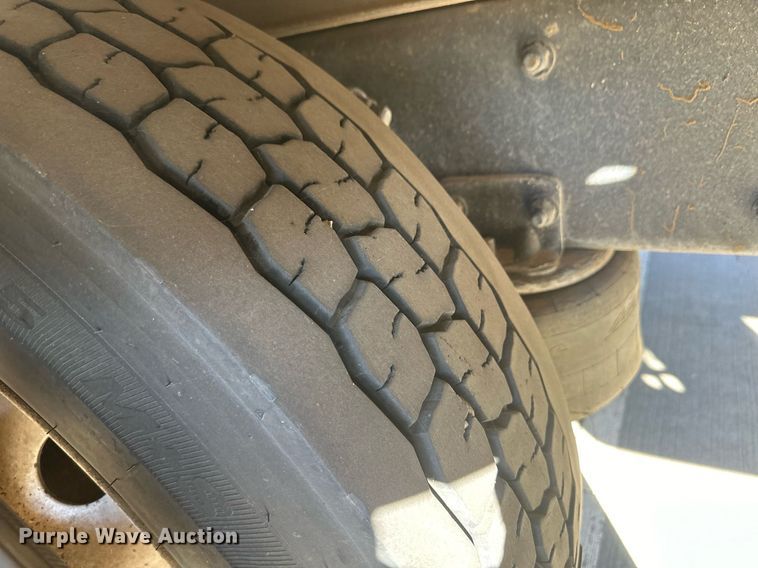 image for item IU9243 2018 Freightliner  rollback truck