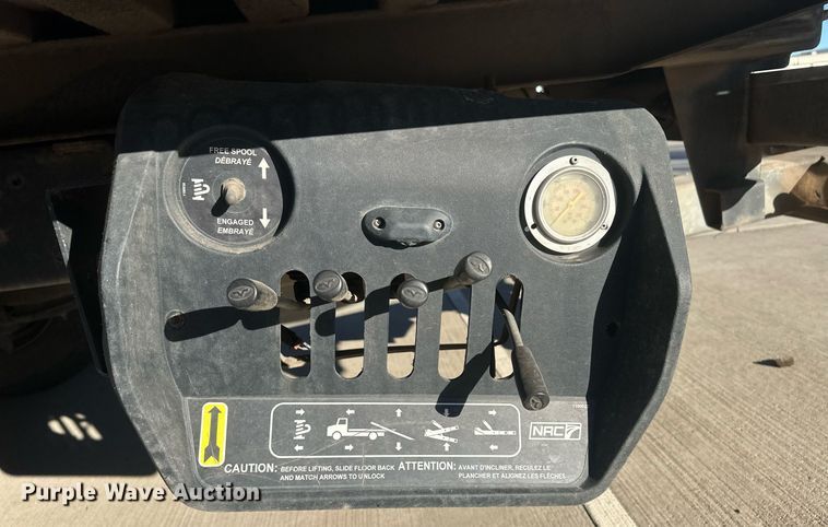 image for item IU9244 2019 Freightliner  rollback truck