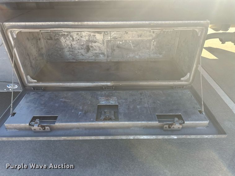 image for item IU9244 2019 Freightliner  rollback truck