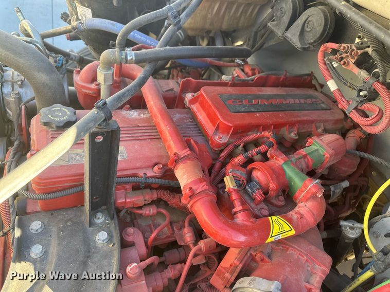 image for item IU9244 2019 Freightliner  rollback truck