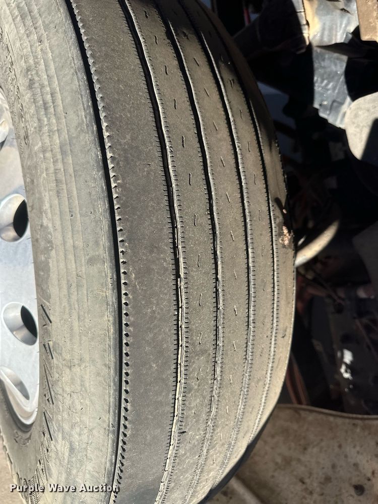 image for item IU9244 2019 Freightliner  rollback truck