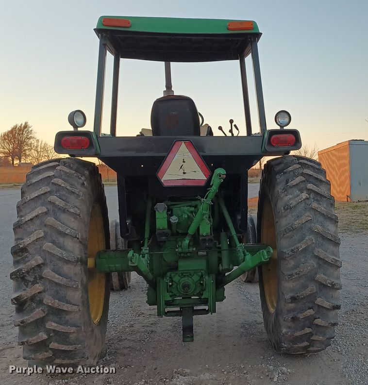 image for item KG9549 1985 John Deere 4050  tractor