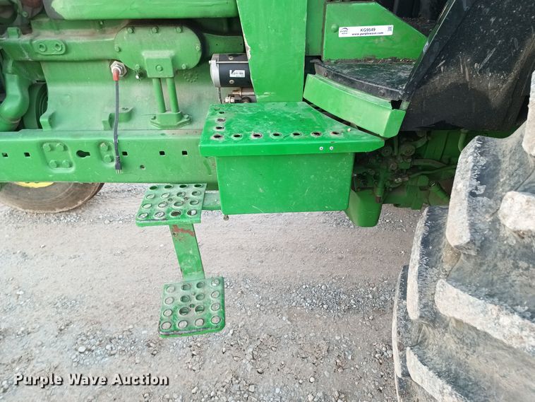 image for item KG9549 1985 John Deere 4050  tractor