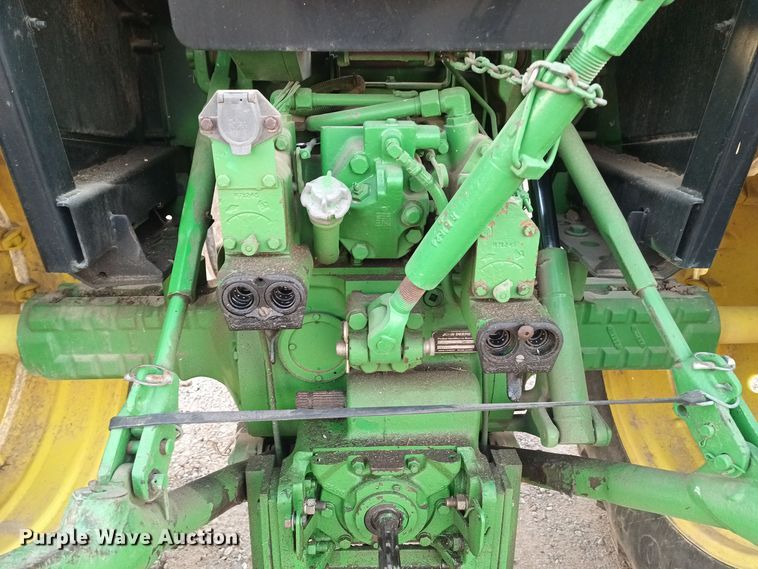 image for item KG9549 1985 John Deere 4050  tractor