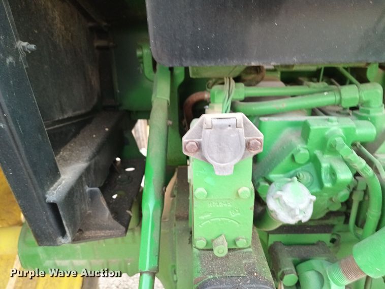 image for item KG9549 1985 John Deere 4050  tractor