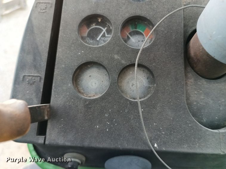 image for item KG9549 1985 John Deere 4050  tractor