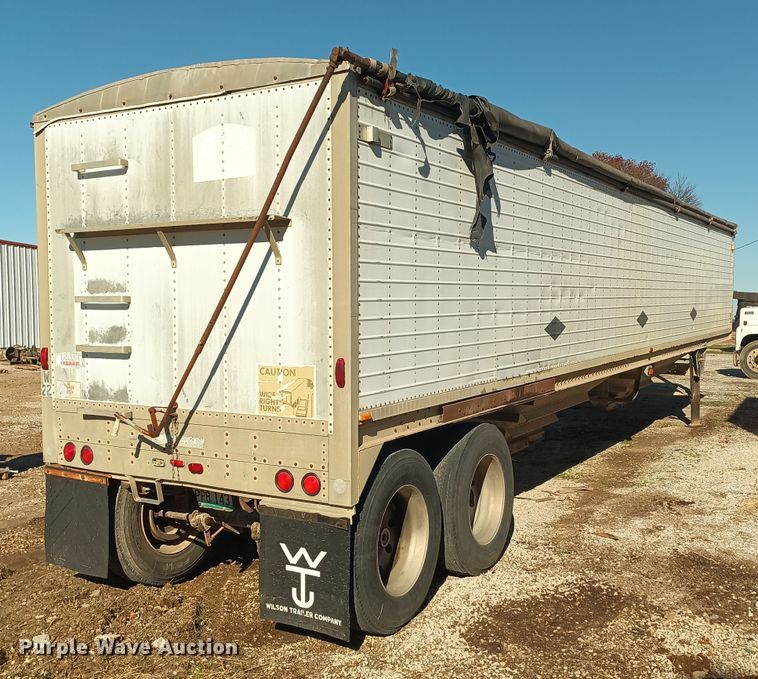 image for item KG9563 1988 Wilson DWH-200  grain trailer