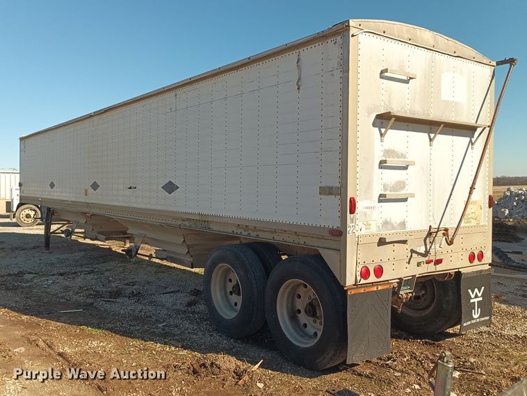 image for item KG9563 1988 Wilson DWH-200  grain trailer