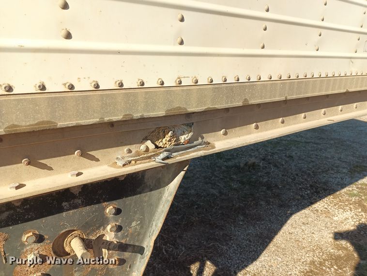 image for item KG9563 1988 Wilson DWH-200  grain trailer