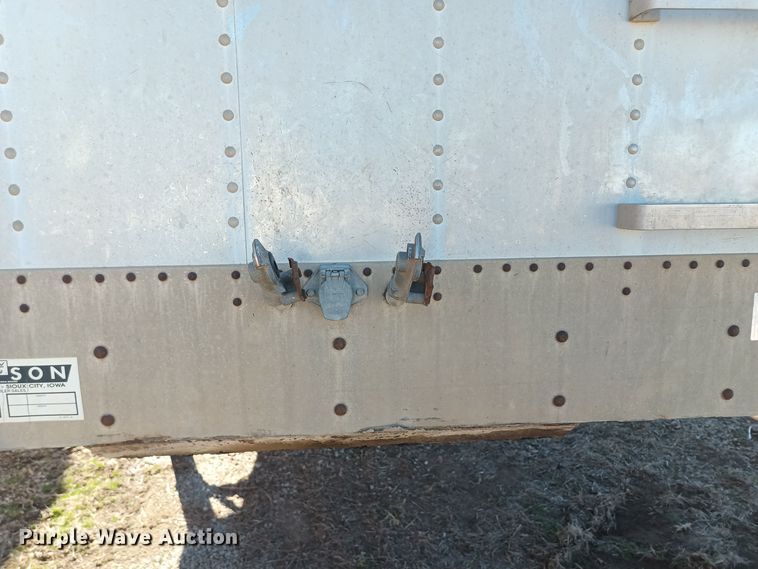 image for item KG9563 1988 Wilson DWH-200  grain trailer