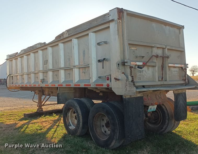 image for item KG9567 1993 East  end dump trailer
