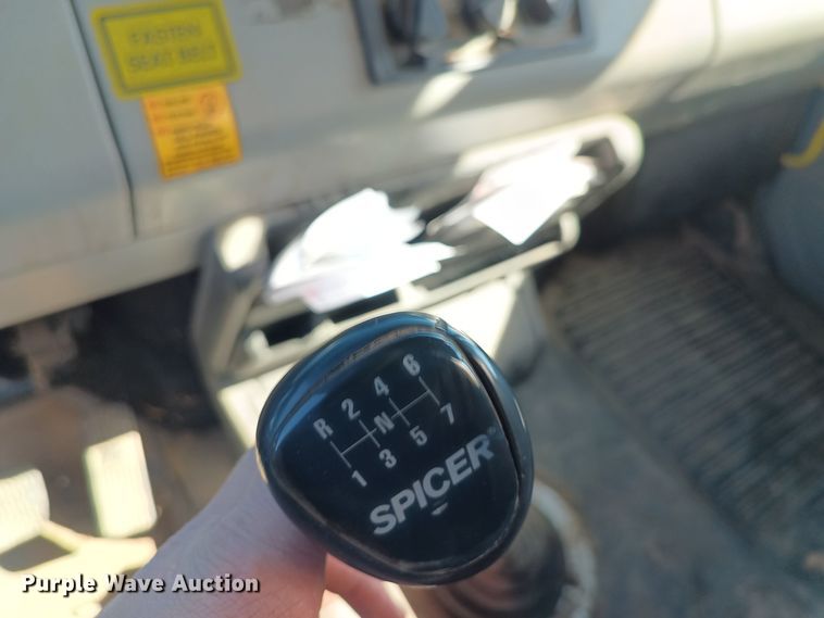 image for item KG9579 2001 Freightliner FL70  fuel truck