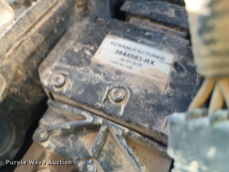 image for item KG9579 2001 Freightliner FL70  fuel truck