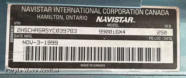 image for item KH9664 2000 International 9900i  semi truck