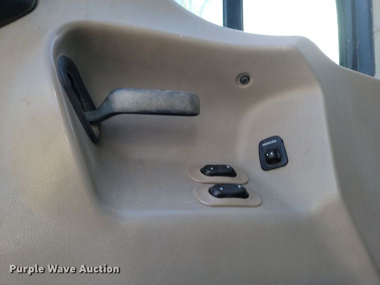 image for item KU9011 2004 Sterling AT9500  semi truck