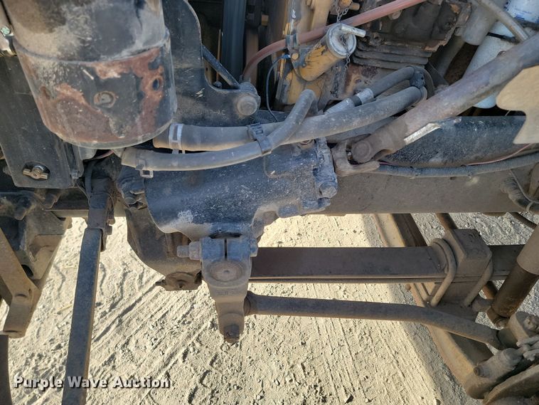 image for item KU9011 2004 Sterling AT9500  semi truck