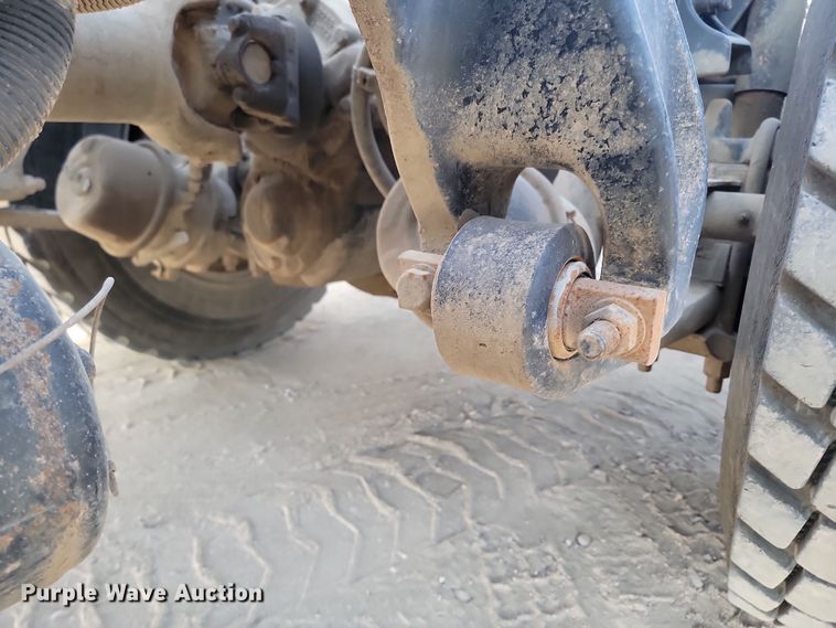 image for item KU9011 2004 Sterling AT9500  semi truck