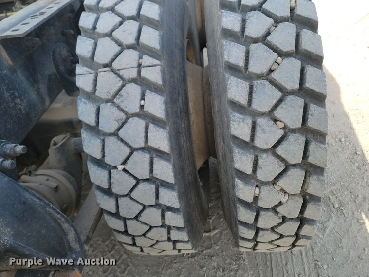 image for item KU9011 2004 Sterling AT9500  semi truck