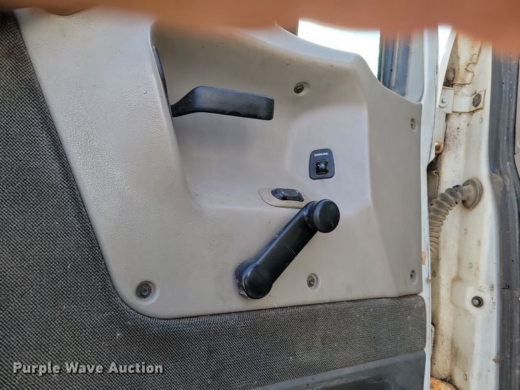 image for item KU9014 2002 Sterling AT9500  semi truck