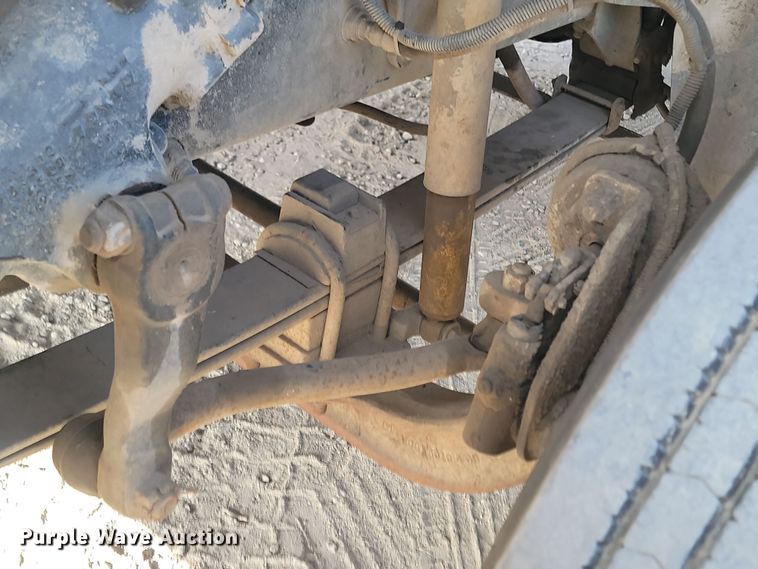 image for item KU9014 2002 Sterling AT9500  semi truck