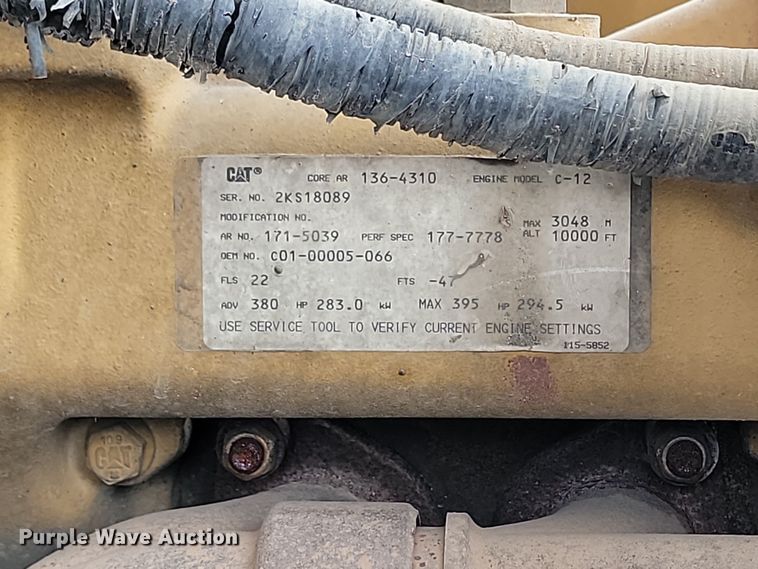 image for item KU9015 2000 Sterling AT9513  semi truck