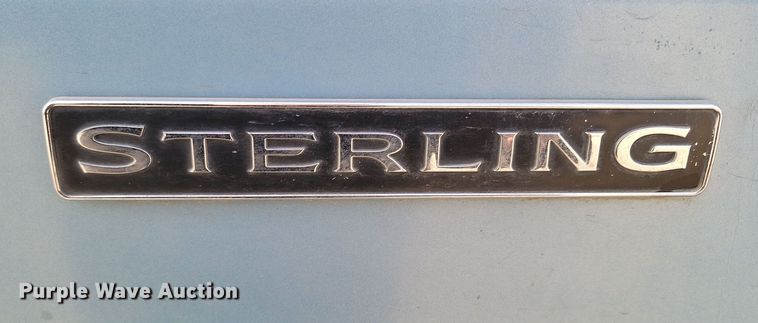 image for item KU9015 2000 Sterling AT9513  semi truck