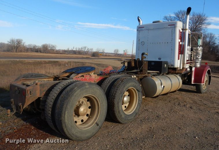 image for item LC9387 1996 Kenworth W900 semi truck