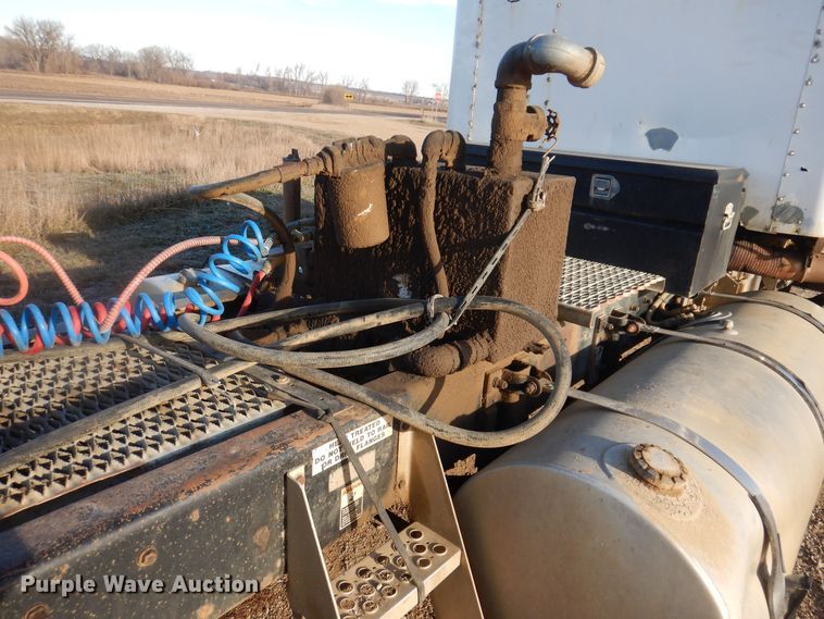 image for item LC9387 1996 Kenworth W900 semi truck