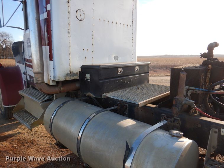 image for item LC9387 1996 Kenworth W900 semi truck