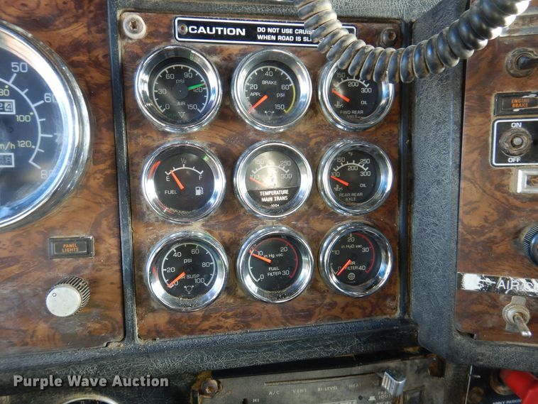 image for item LC9387 1996 Kenworth W900 semi truck