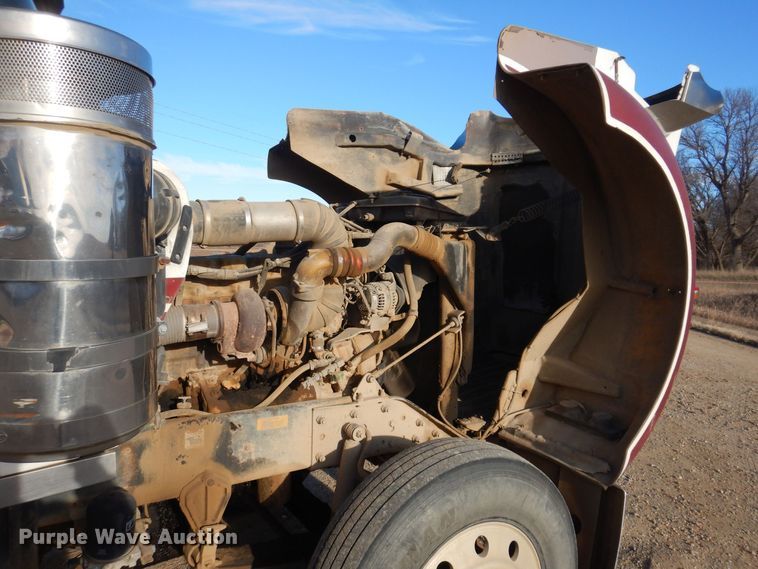 image for item LC9387 1996 Kenworth W900 semi truck