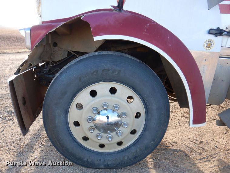 image for item LC9387 1996 Kenworth W900 semi truck