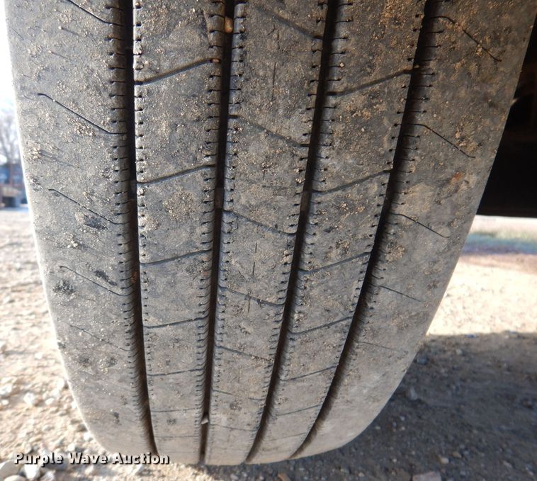 image for item LC9387 1996 Kenworth W900 semi truck