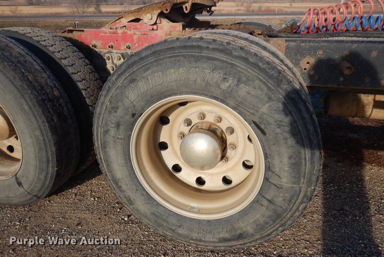 image for item LC9387 1996 Kenworth W900 semi truck