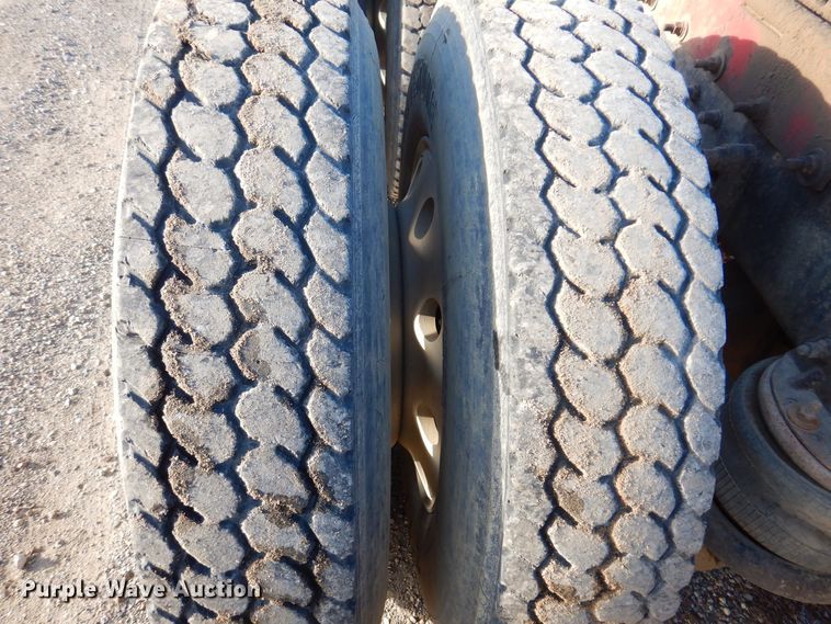 image for item LC9387 1996 Kenworth W900 semi truck