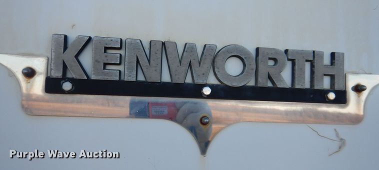 image for item LC9387 1996 Kenworth W900 semi truck