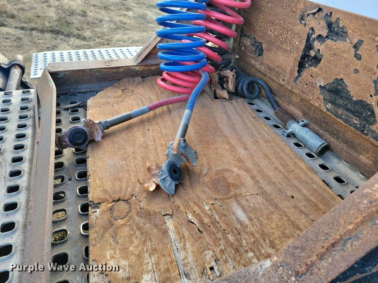 image for item LC9456 1996 Peterbilt 378  semi truck