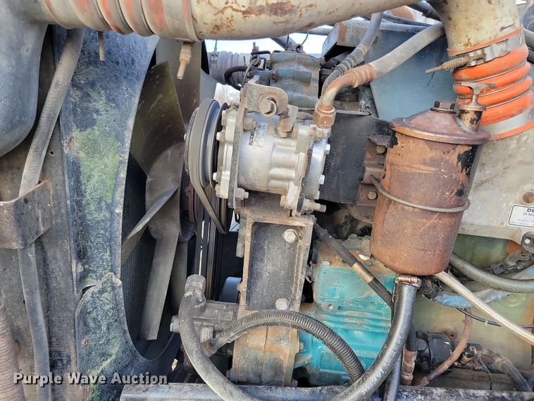 image for item LC9456 1996 Peterbilt 378  semi truck