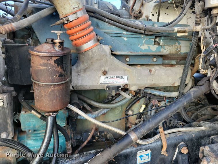 image for item LC9456 1996 Peterbilt 378  semi truck