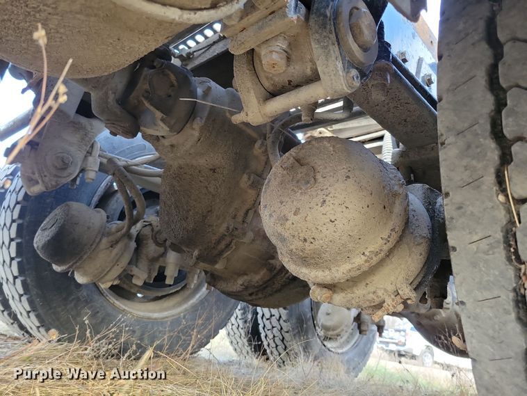 image for item LC9456 1996 Peterbilt 378  semi truck