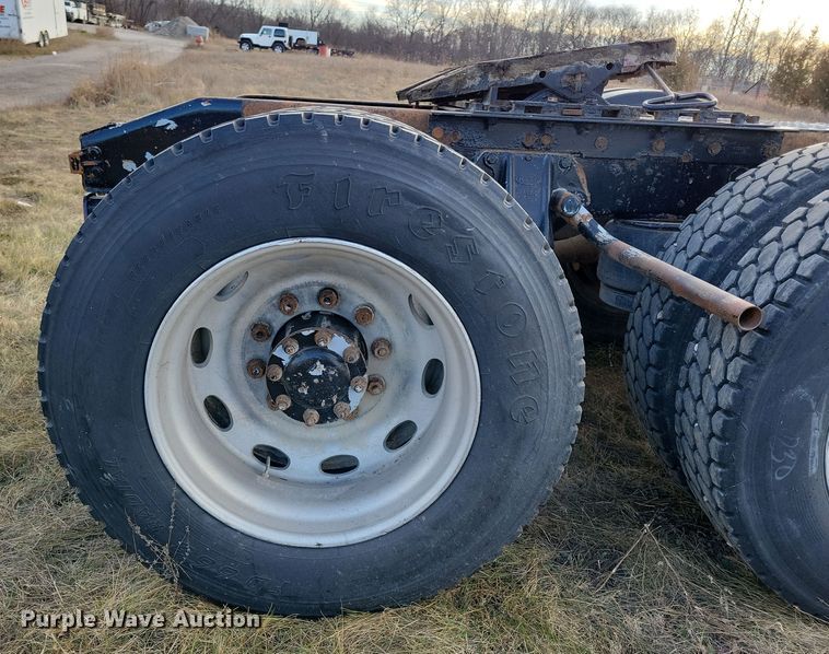 image for item LC9456 1996 Peterbilt 378  semi truck