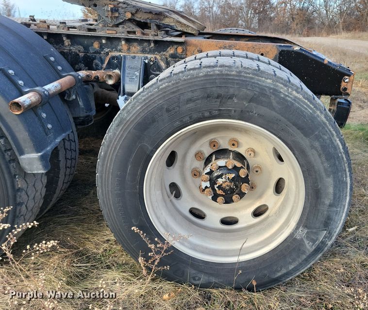 image for item LC9456 1996 Peterbilt 378  semi truck