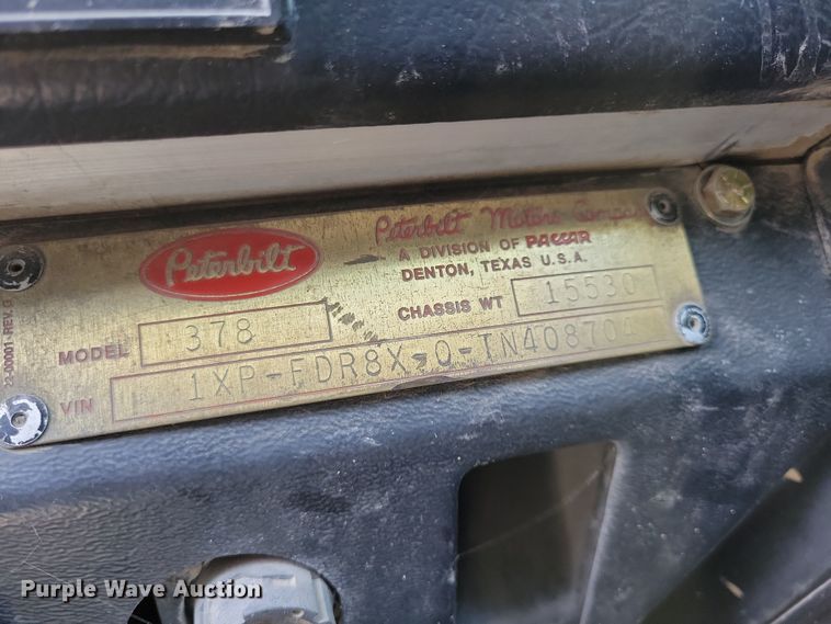 image for item LC9456 1996 Peterbilt 378  semi truck