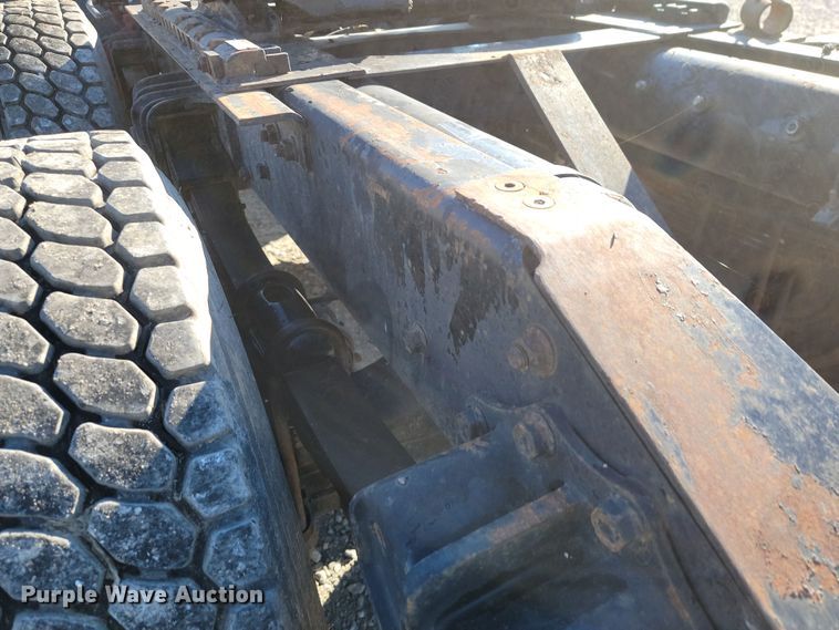 image for item LD9050 1993 WhiteGMC WGM  semi truck